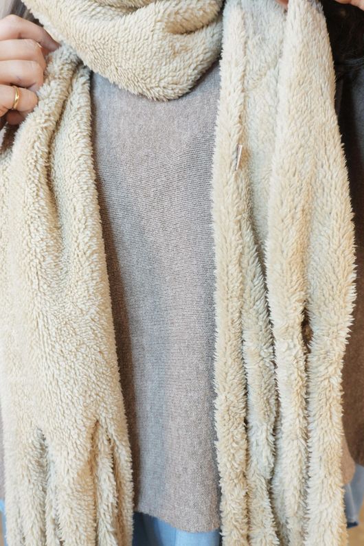 Teddy Tassel Scarf Stone /50=